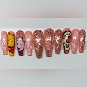 Pooh, piglet,and tigger press on nails